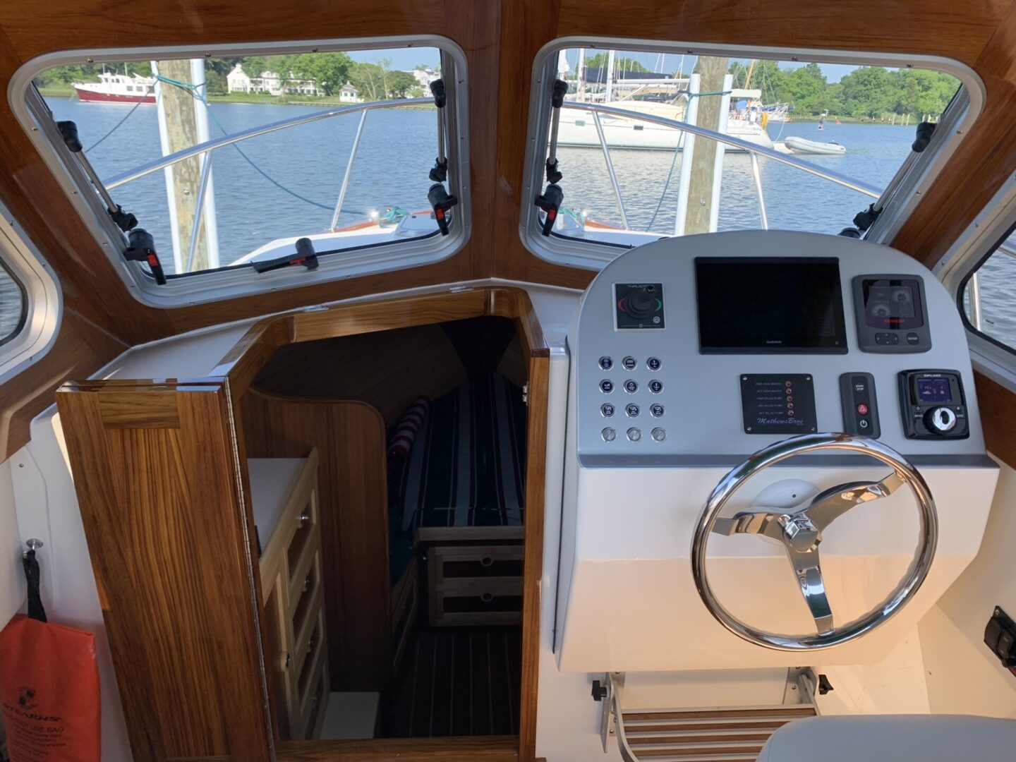 Captain Cabinet With Controls in a Bay Explorer Boat